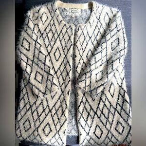 Pink Martini 3/4 sleeve sweater